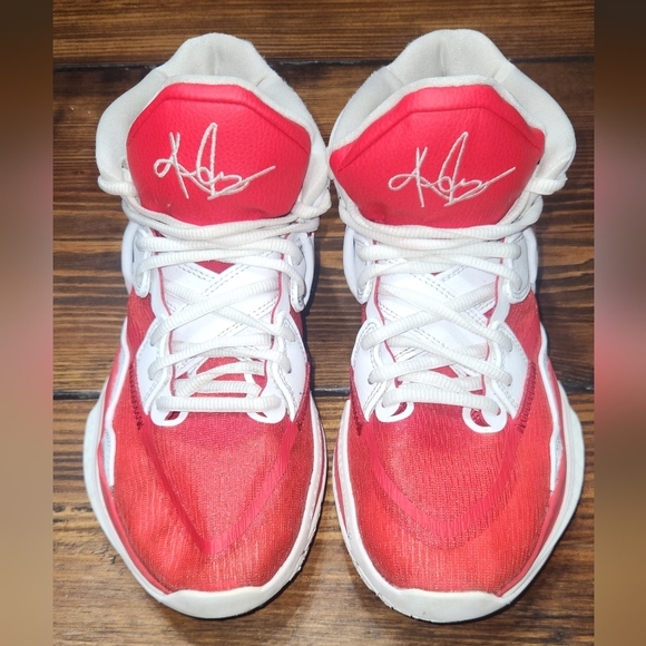 Nike Kyrie Infinity TB - Picture 2 of 3